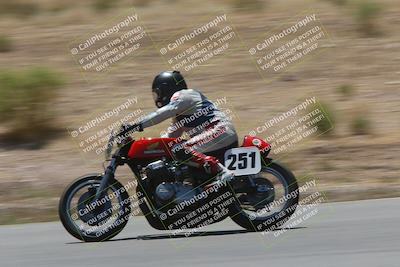 media/Apr-20-2025-AHRMA (Sun) [[393a79c373]]/Race/Group 5/Turn 4b/